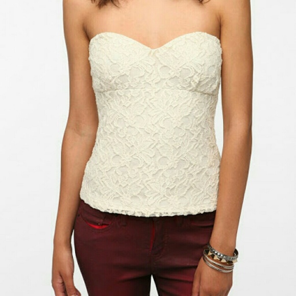 Urban Outfitters Tops - Urban Outfitters Cream Lace Strapless Bustier Camisole